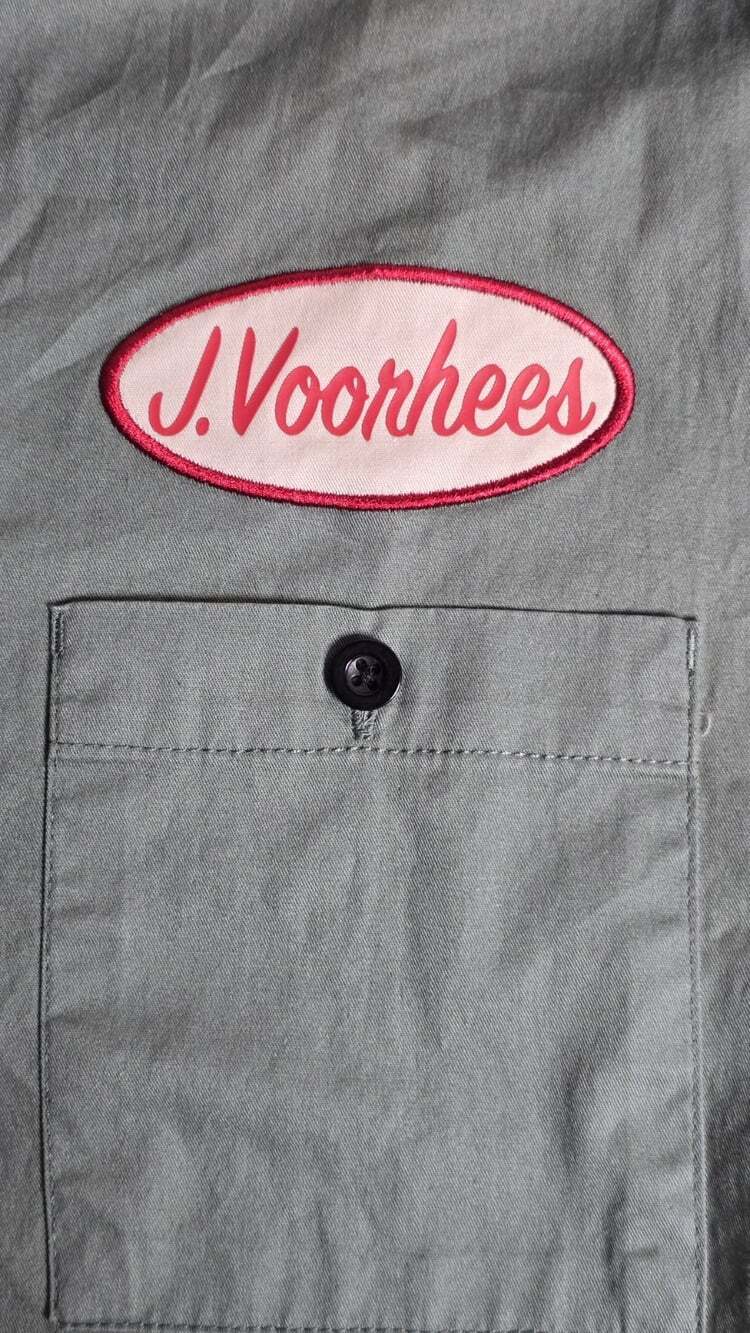 Friday the 13th Jason Voorhees Camp Crystal Lake Work Shirt Men’s Large Green - Picture 8 of 11